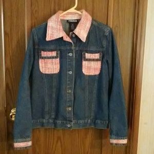 Forenza jean jacket with pink tweed trim size med